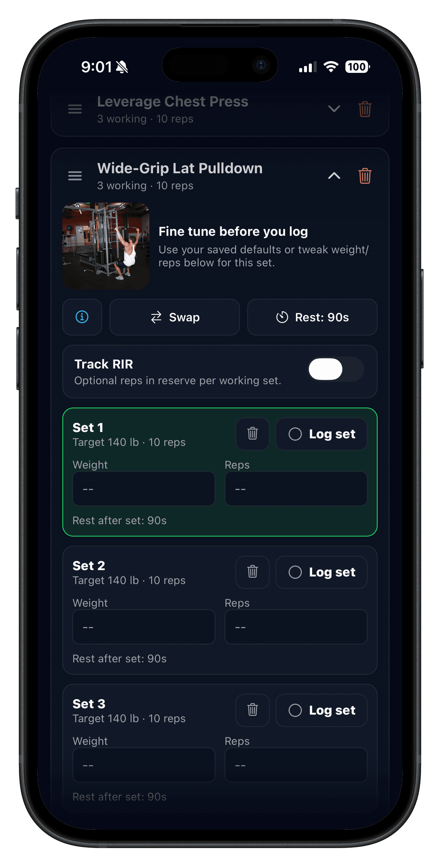 Workout logging screen with active sets